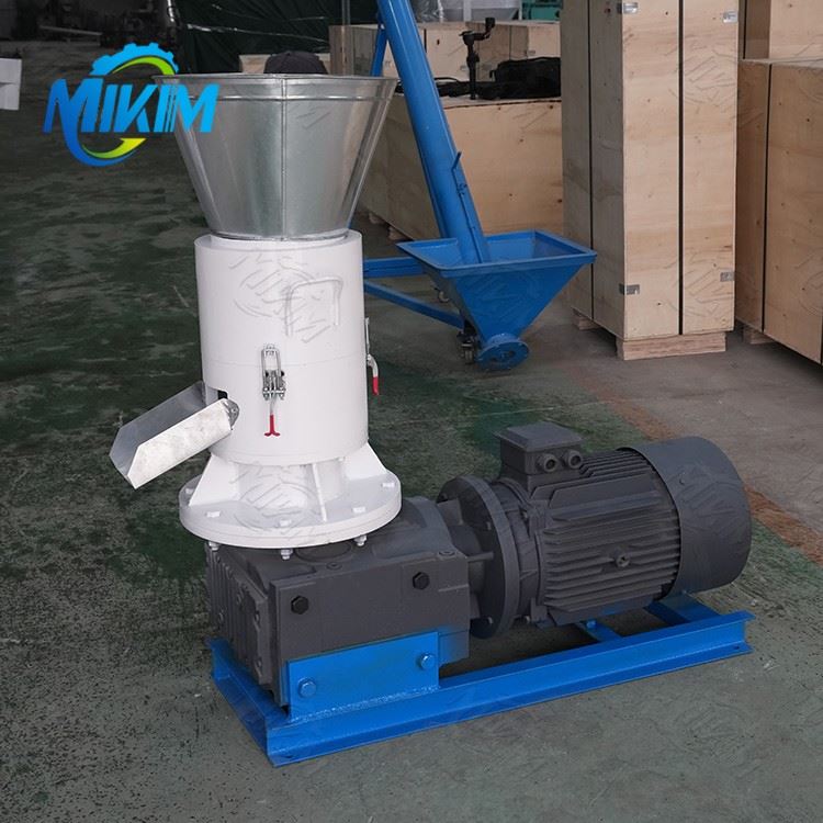 Poultry And Livestock Feed Machine